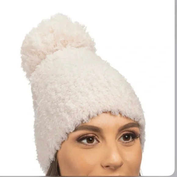 LEMON Snow Drift Pom Pom Beanie - Picture 3 of 14